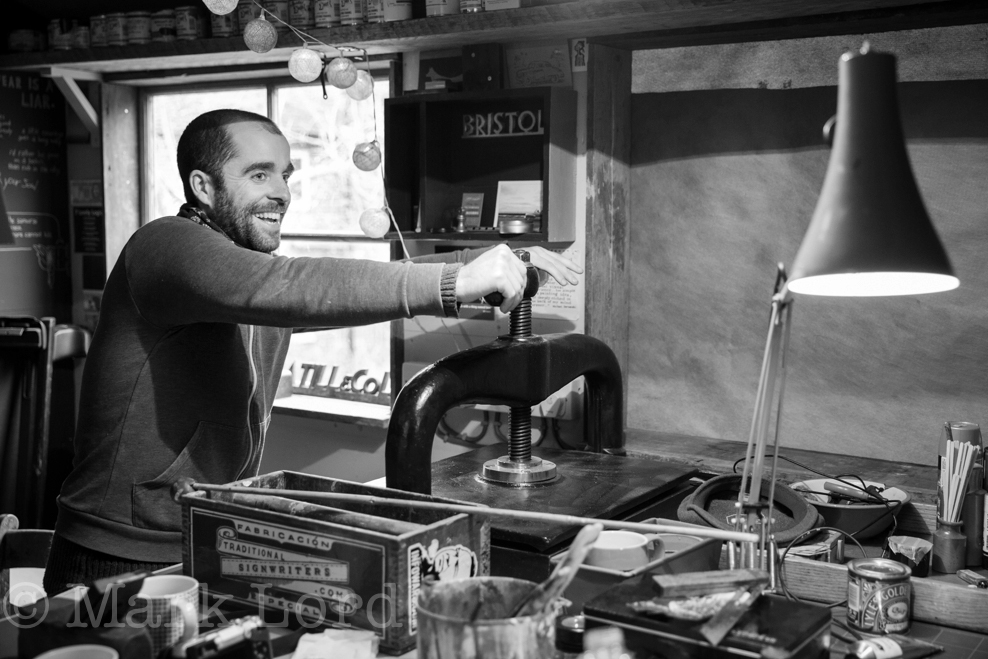 Signwriter-MLP12023_024